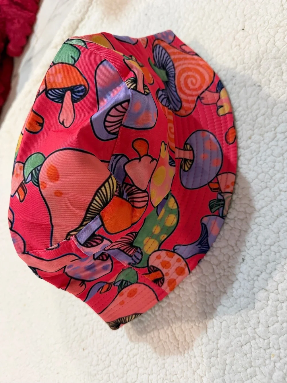 Women Bright Pink Mushroom-Print Bucket Hat